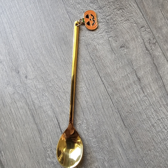 3D Ceramic Pumpkin Head Mug With Lid And Spoon - Picture 3 of 5